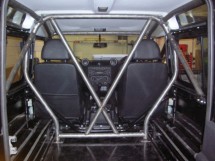 Land Rover Defender 90 Station Wagon without bulkhead Multi Point Bolt-in Roll Cage