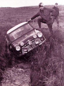 Rover Classic Mini Weld In Roll Cage